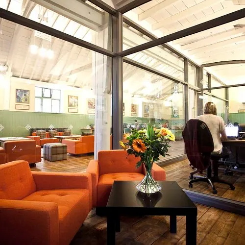 Calman Cancer Support Centre, photograph 4